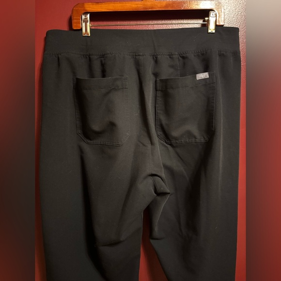 Figs High Waisted Livingston Basic Scrub Pants Women’s Size 2XL Black - Picture 4 of 7